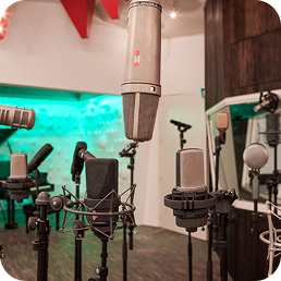 Neem een kijkje in onze dynamische opname studio.